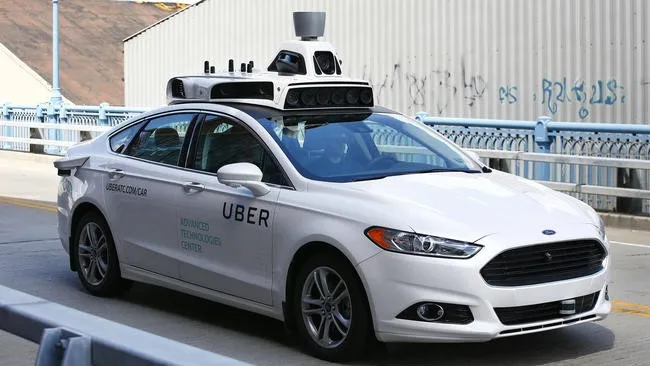 Automovil autónomo para servicio de transporte